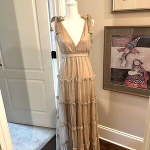 a loves a Elegant Gold Maxi Dress with bow shoulders and belted waist medium